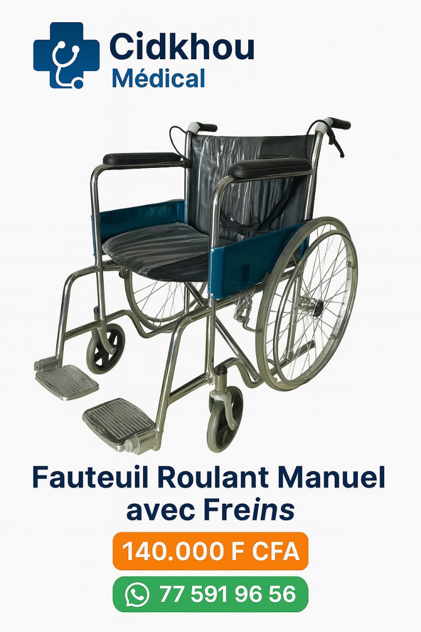alt="Fauteuil roulant manuel avec freins, confortable et pliable, vendu par Cidkhou Médical à 140.000 F CFA – Livraison rapide à Dakar"