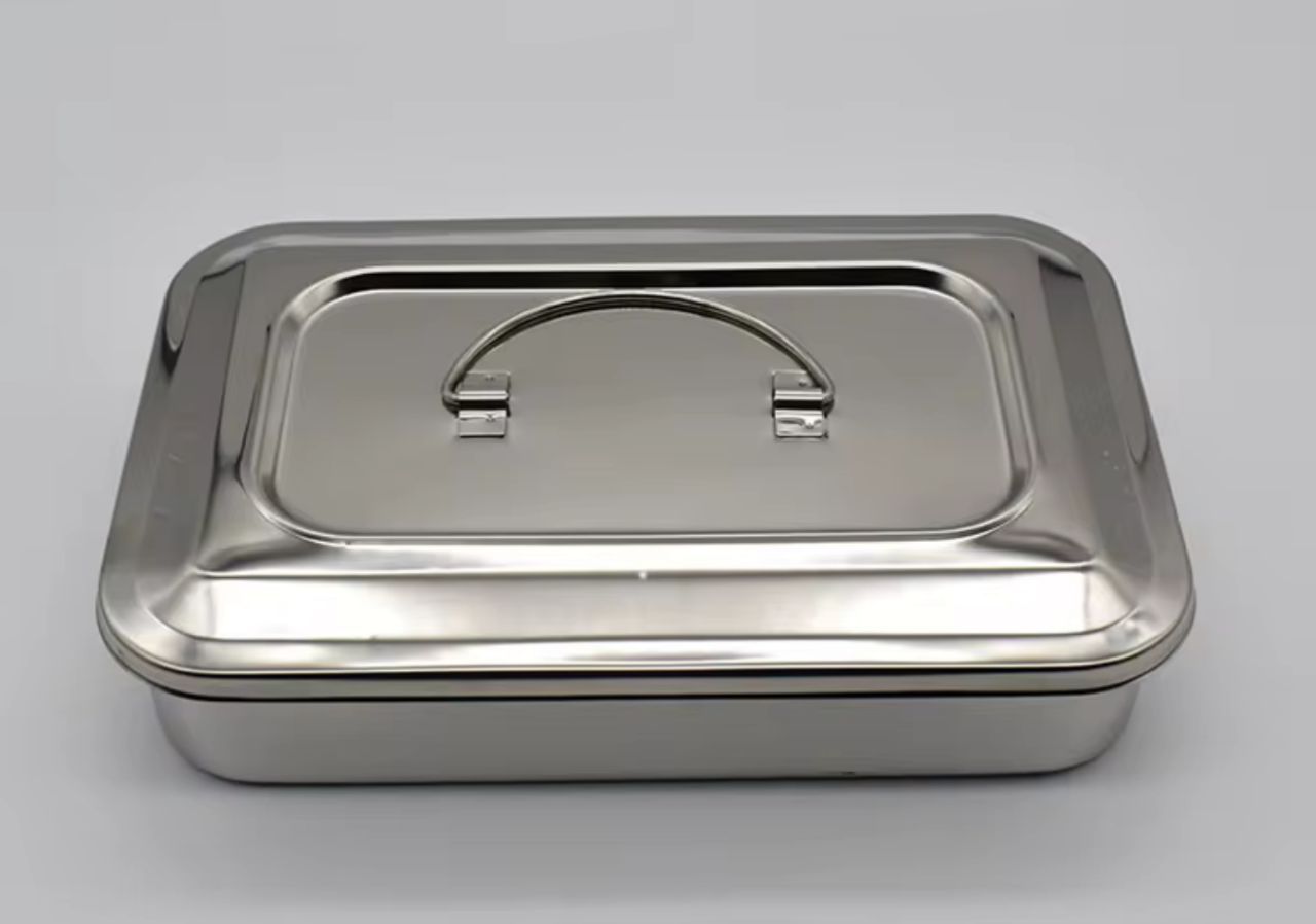 Boîte médicale inox 9 (15 x 24 cm) – Solution de stérilisation compacte